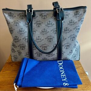 DOONEY & BOURKE VINTAGE SIGNATURE JACQUARD LARGE TOTE - EUC